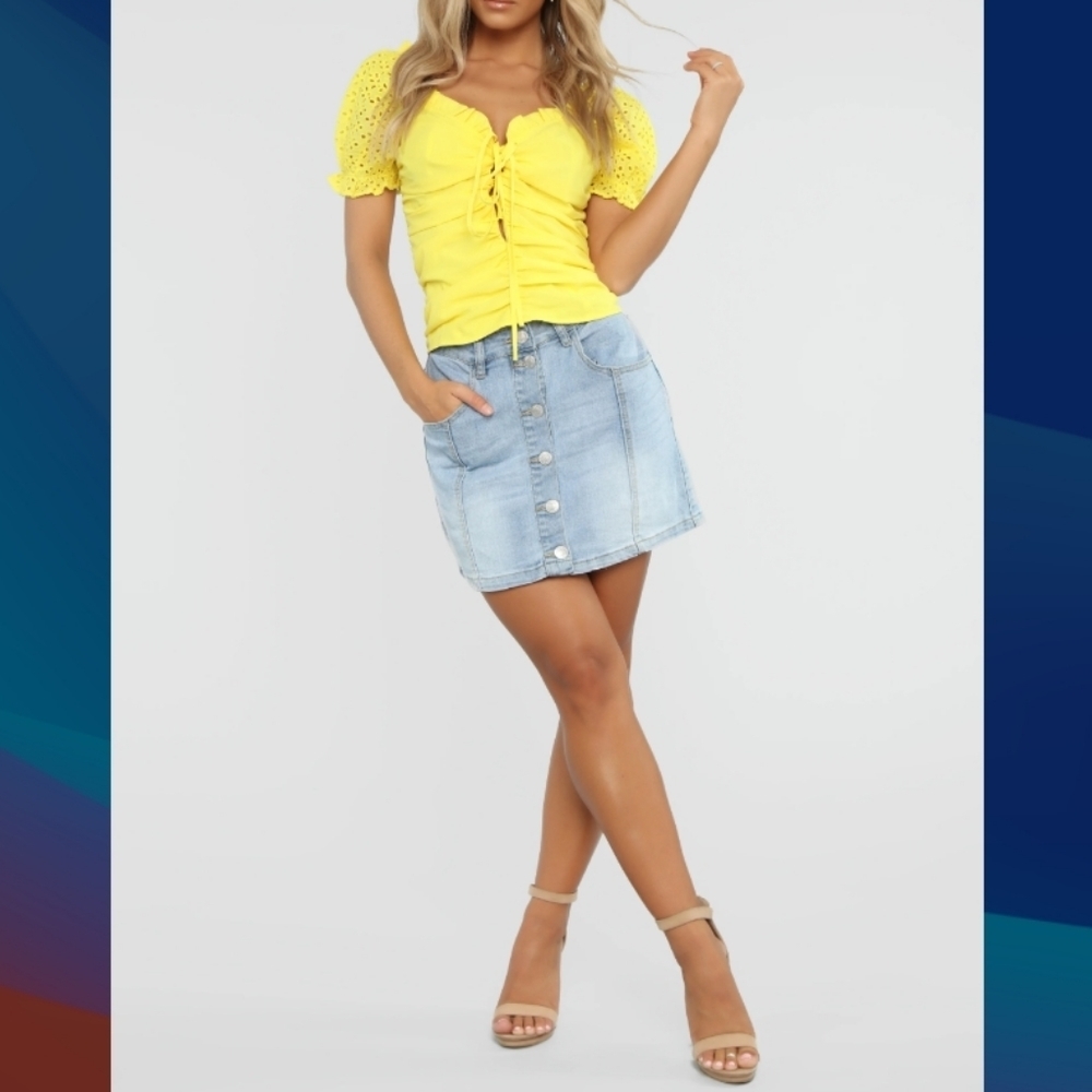 Love Tree (Size L) Light Wash Denim Jean Button Fly Skirt (NWT)